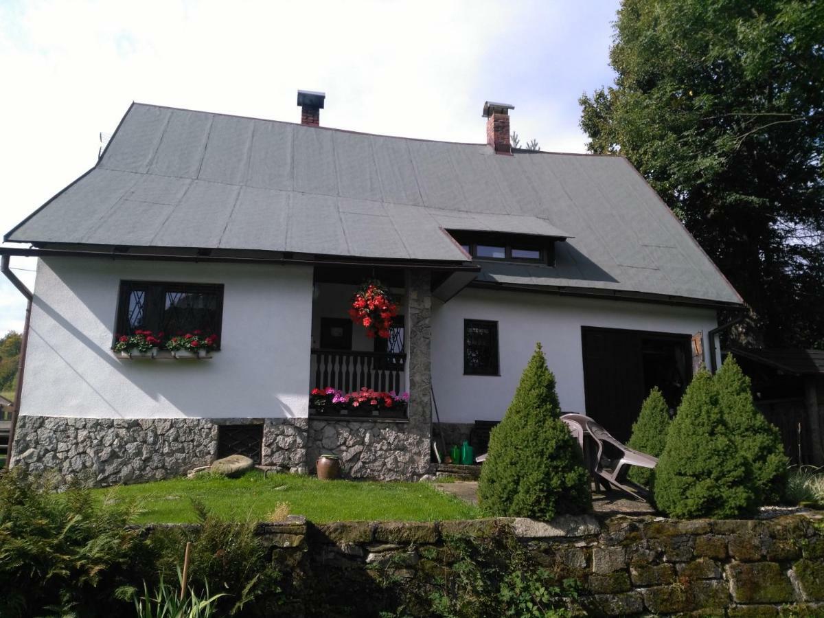 Chalupa Podhradi Jiretin pod Jedlovou Exterior photo